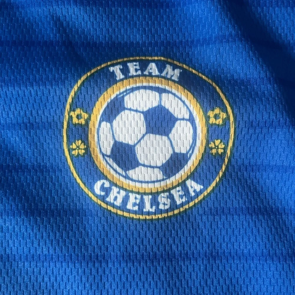 Chelsea FC Hazard Jersey - Picture 4 of 7